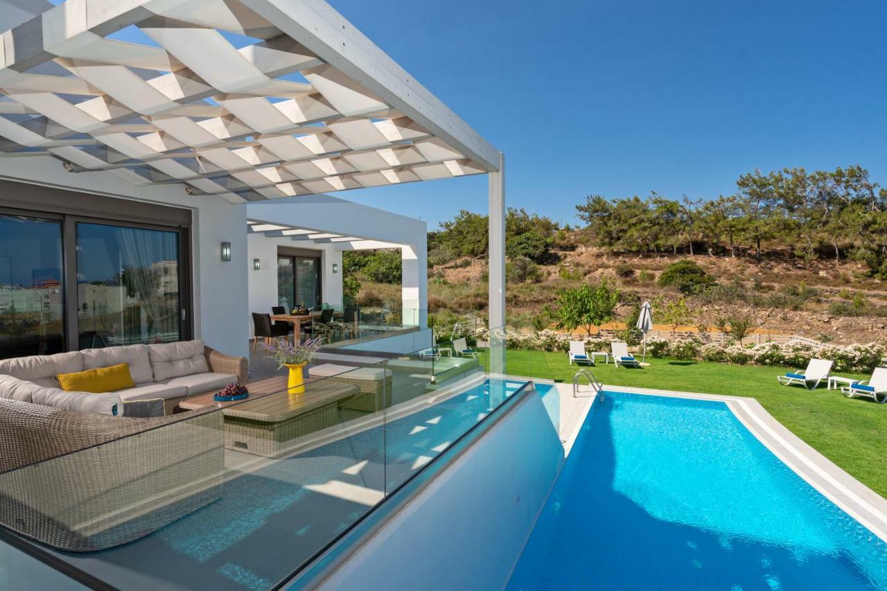 Eolia Iconic Villa, Walking Distance To The Beach, By Thinkvilla Panormos  Экстерьер фото
